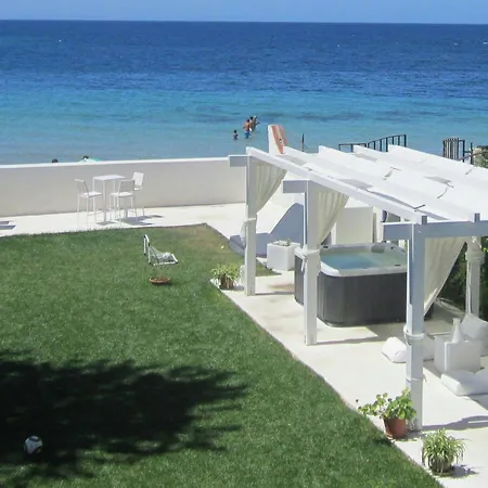 Suitebeach And B&B 4*