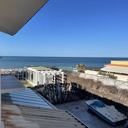 לינה וארוחת בוקר Suitebeach And