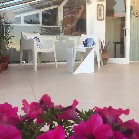 Bed & Breakfast Suitebeach And 4*