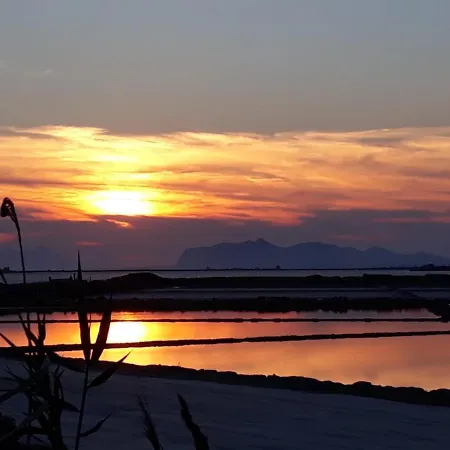 Suitebeach And فندق مبيت وإفطار 4*