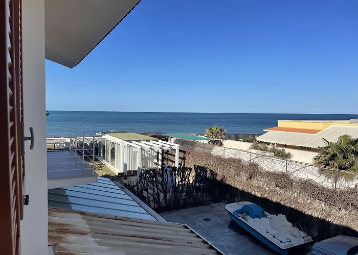 לינה וארוחת בוקר Suitebeach And