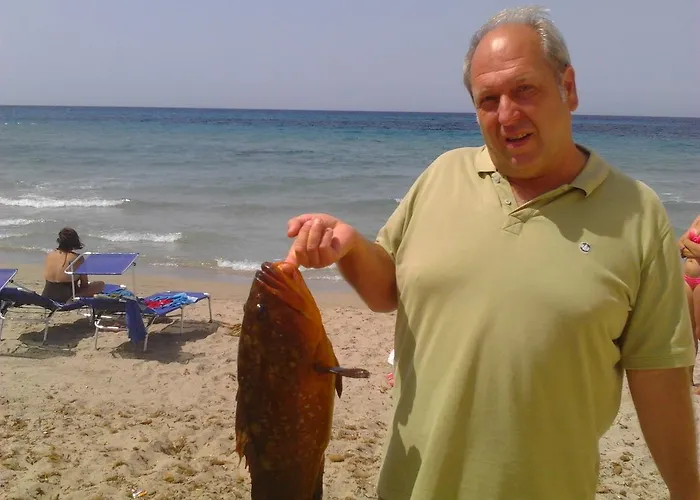 Suitebeach And לינה וארוחת בוקר 4*