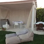 Alojamento de Acomodação e Pequeno-almoço Suitebeach And Marsala