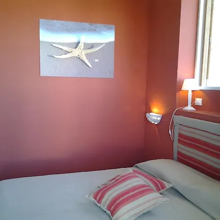 فندق مبيت وإفطار Suitebeach And
