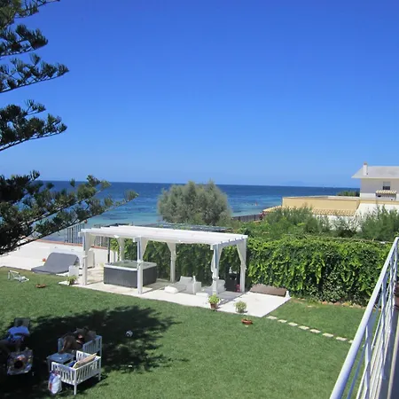 Bed & Breakfast Suitebeach And Marsala