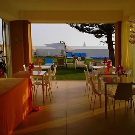 B&B Suitebeach And 4*