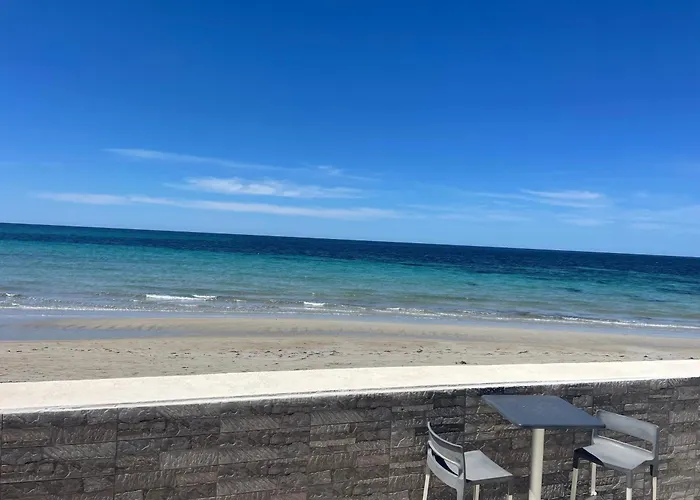 Suitebeach And Bed & Breakfast 4*